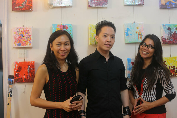 Michael Andrew Law and Collectors at show